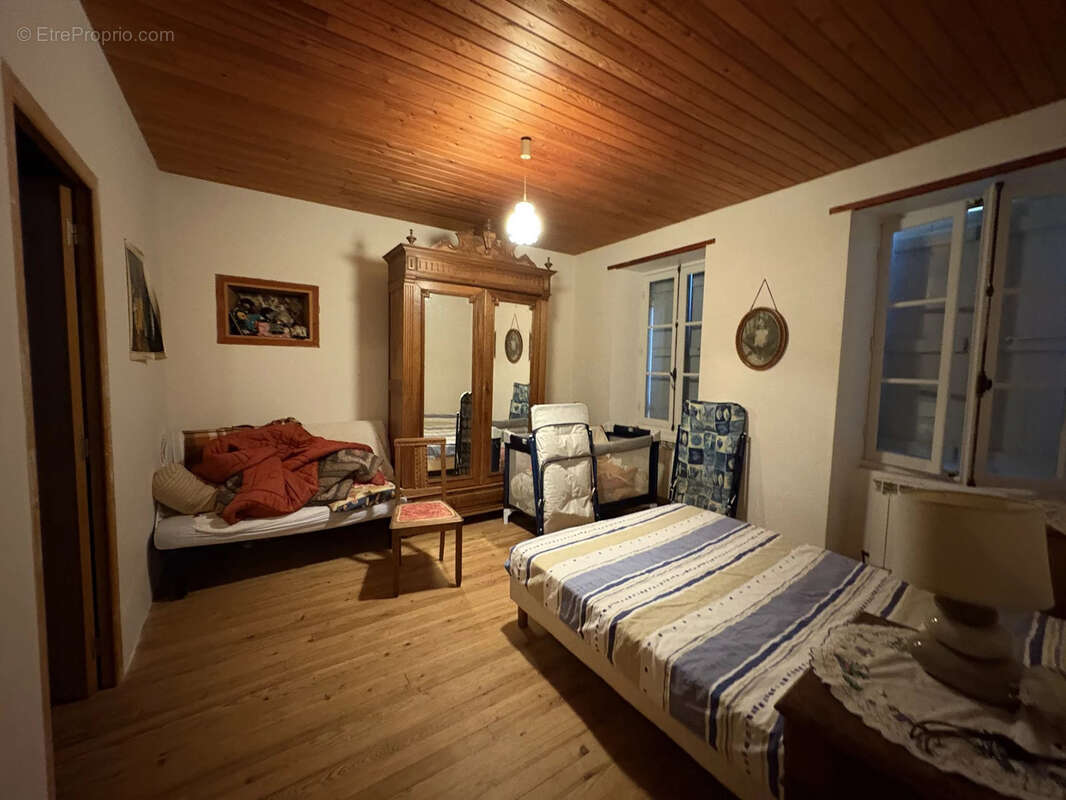 Maison à SAINT-SAVINIEN