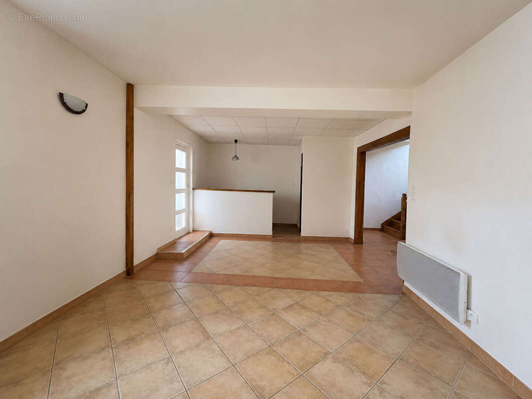 Maison à AIGUILLON