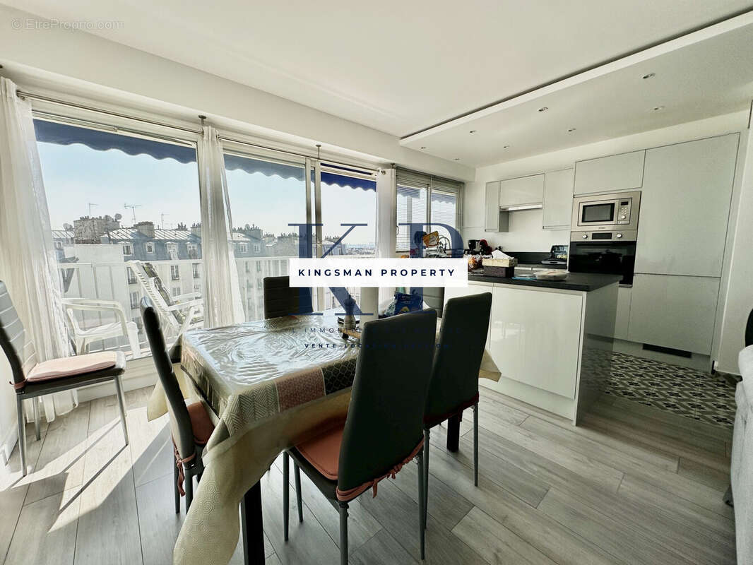 Appartement à PARIS-10E