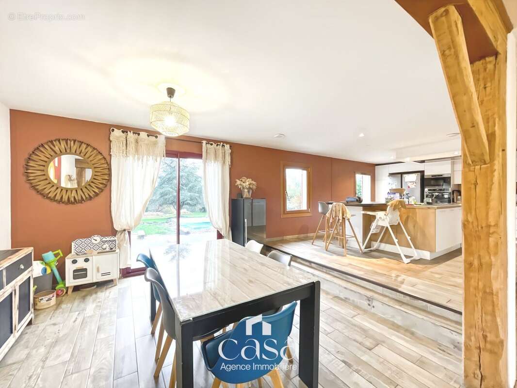 Maison à TOURVILLE-SUR-ODON