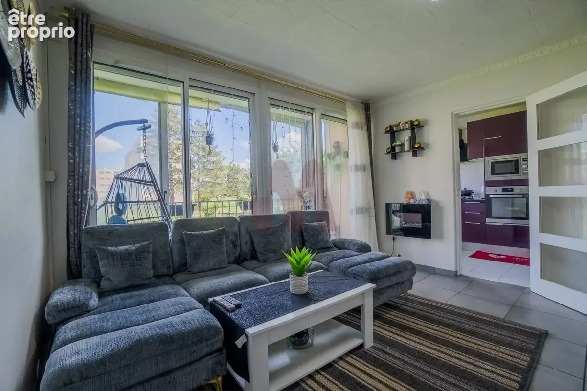 Appartement à BRON