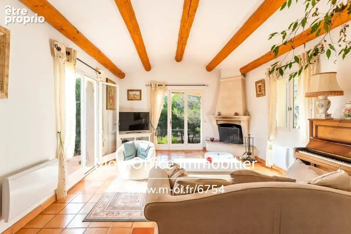 Référence : 6754-VCL. - Maison avec belle vue dominante - Piscine et pool-house - Proche Aix à ROGNES - photo 8