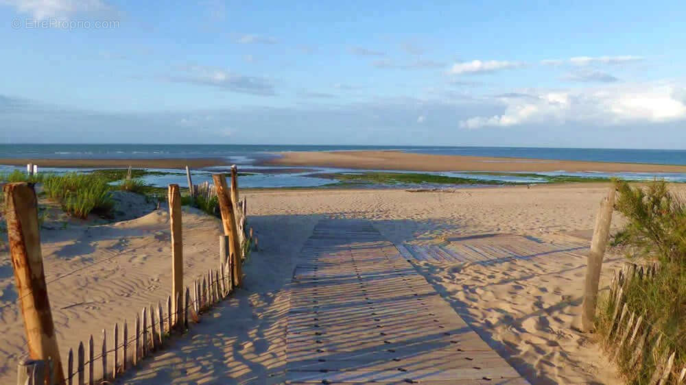 Maison à SAINT-JUST-LUZAC