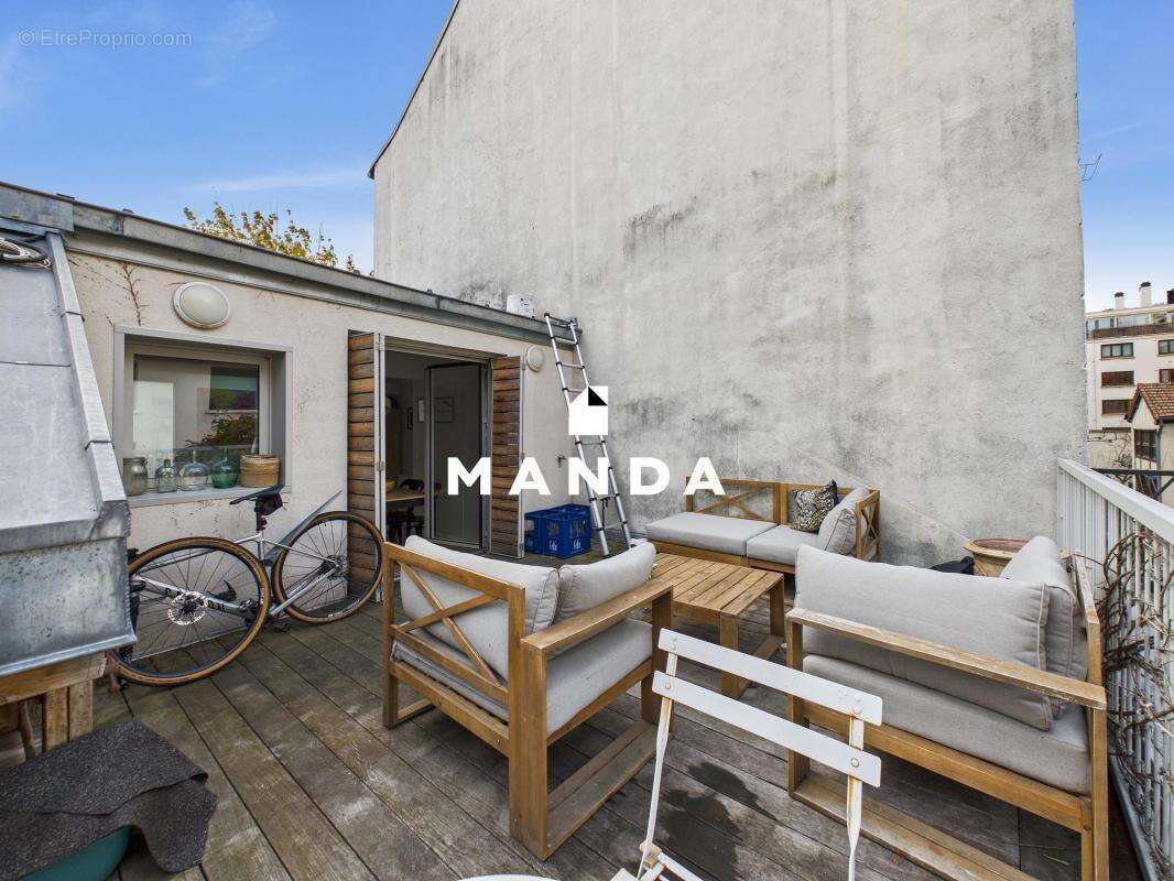 Appartement à PARIS-15E