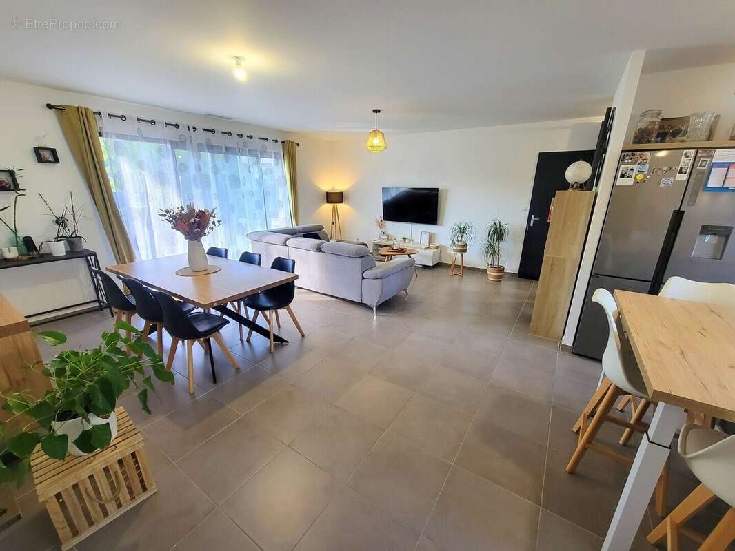 Maison à SAINT-JULIEN-EN-SAINT-ALBAN