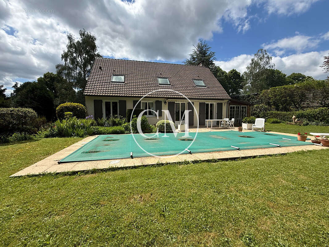 Maison à PLAISIR