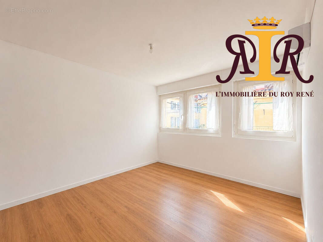 Appartement à PERTUIS