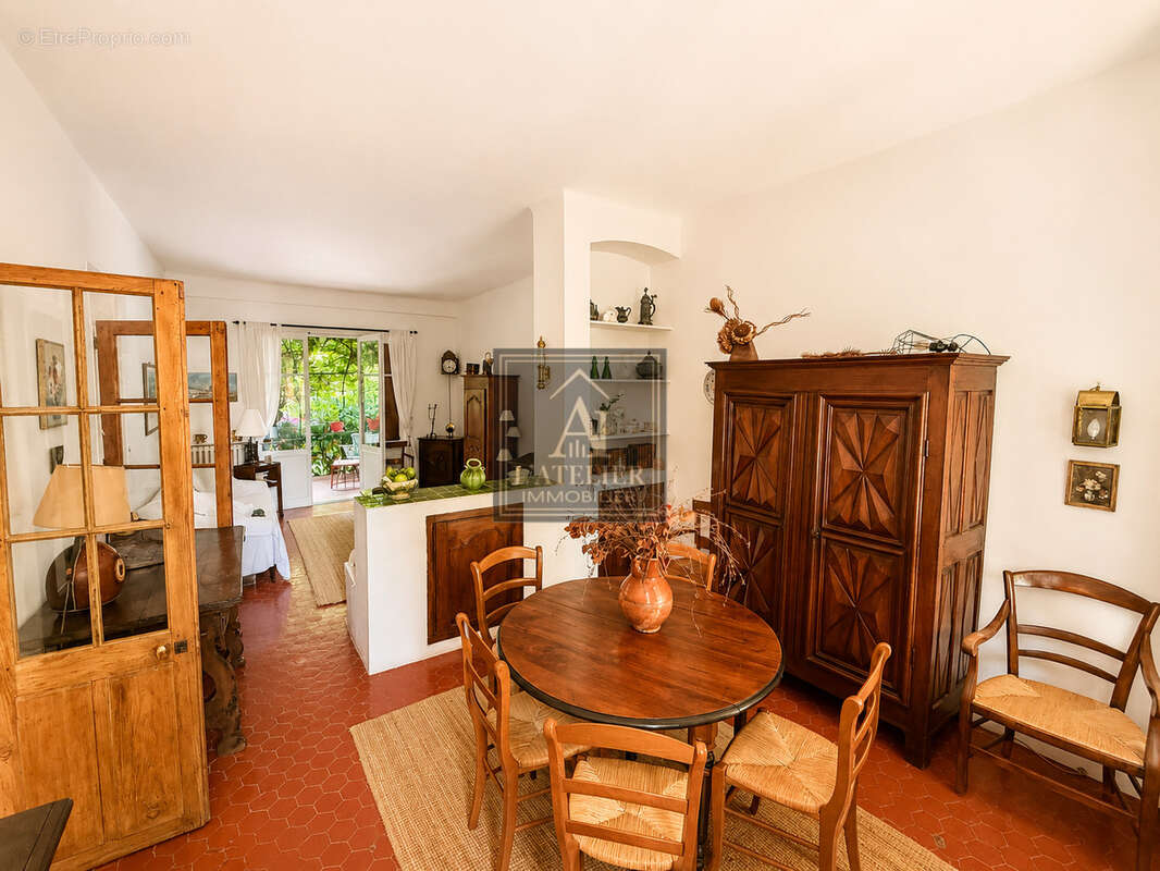Elégante maison bourgeoise de caractère avec jardin au cœur du Mourillon - photo 6