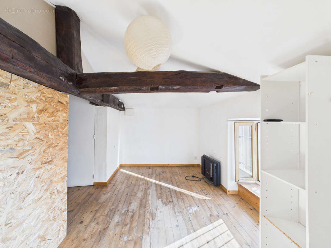 Maison à CRAPONNE-SUR-ARZON