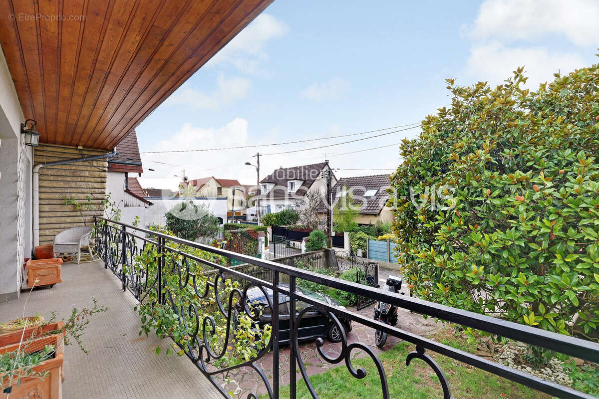 Maison à CARRIERES-SUR-SEINE