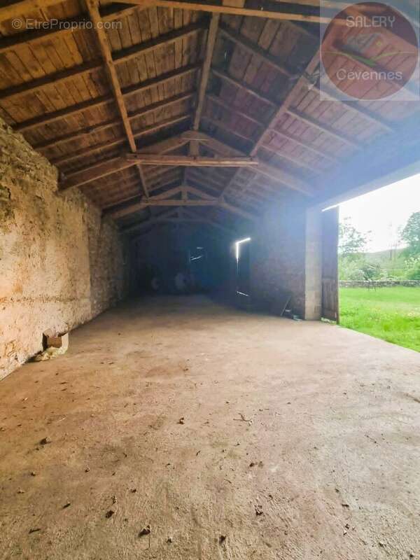 Ancien corps de ferme à rénover - photo 10