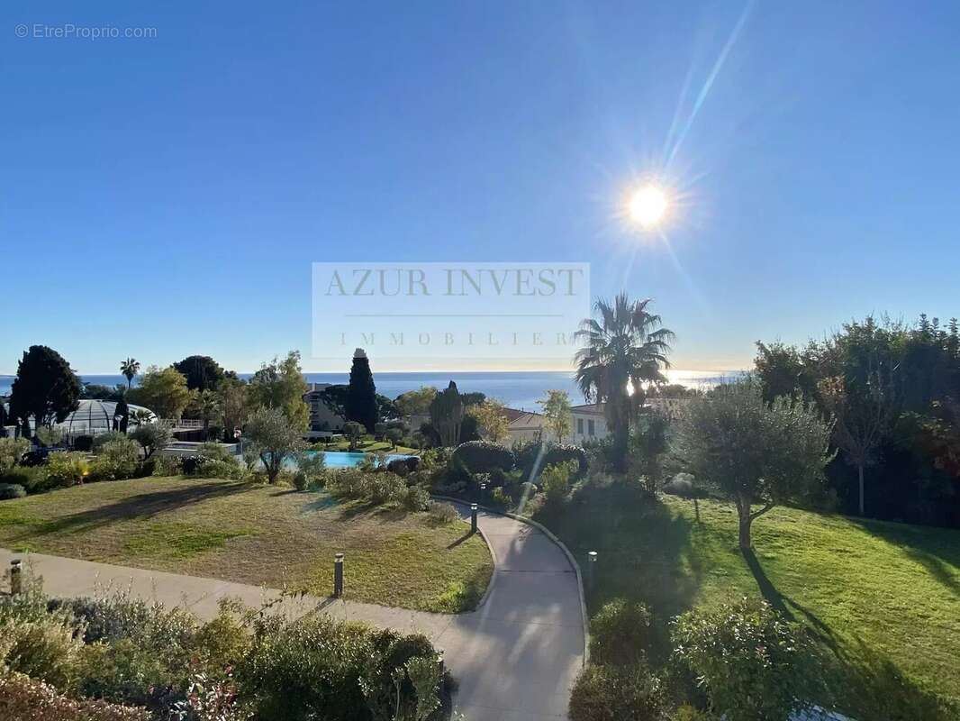 Appartement à ROQUEBRUNE-CAP-MARTIN