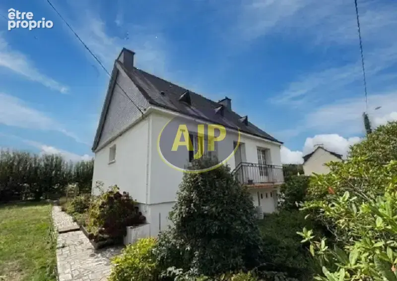 Maison à LE SOURN