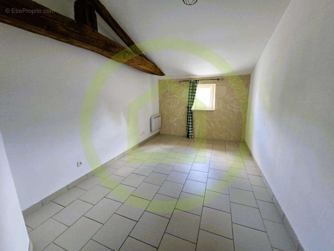 Maison à SAINT-CIERS-SUR-GIRONDE