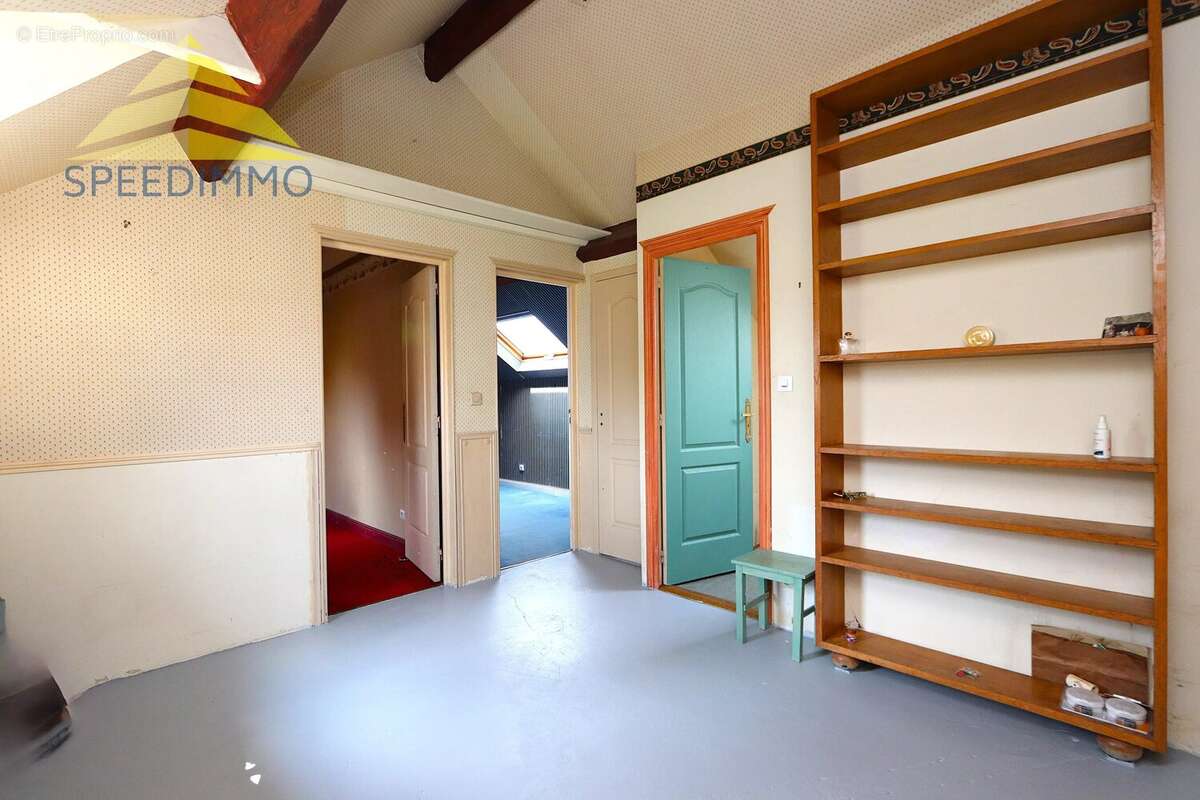 Maison 146 m² à Varennes-Jarcy  - photo 14