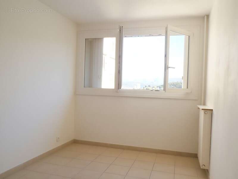 Appartement à MARSEILLE-10E