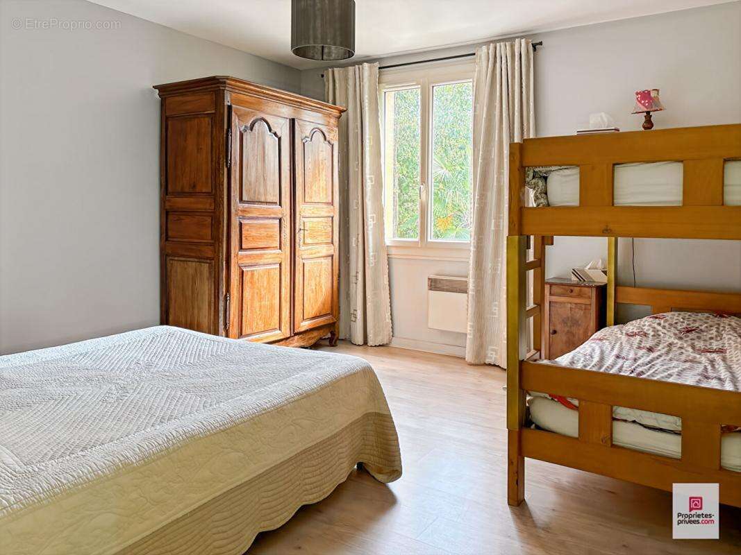 Maison à LA CHAPELLE-D&#039;ALIGNE