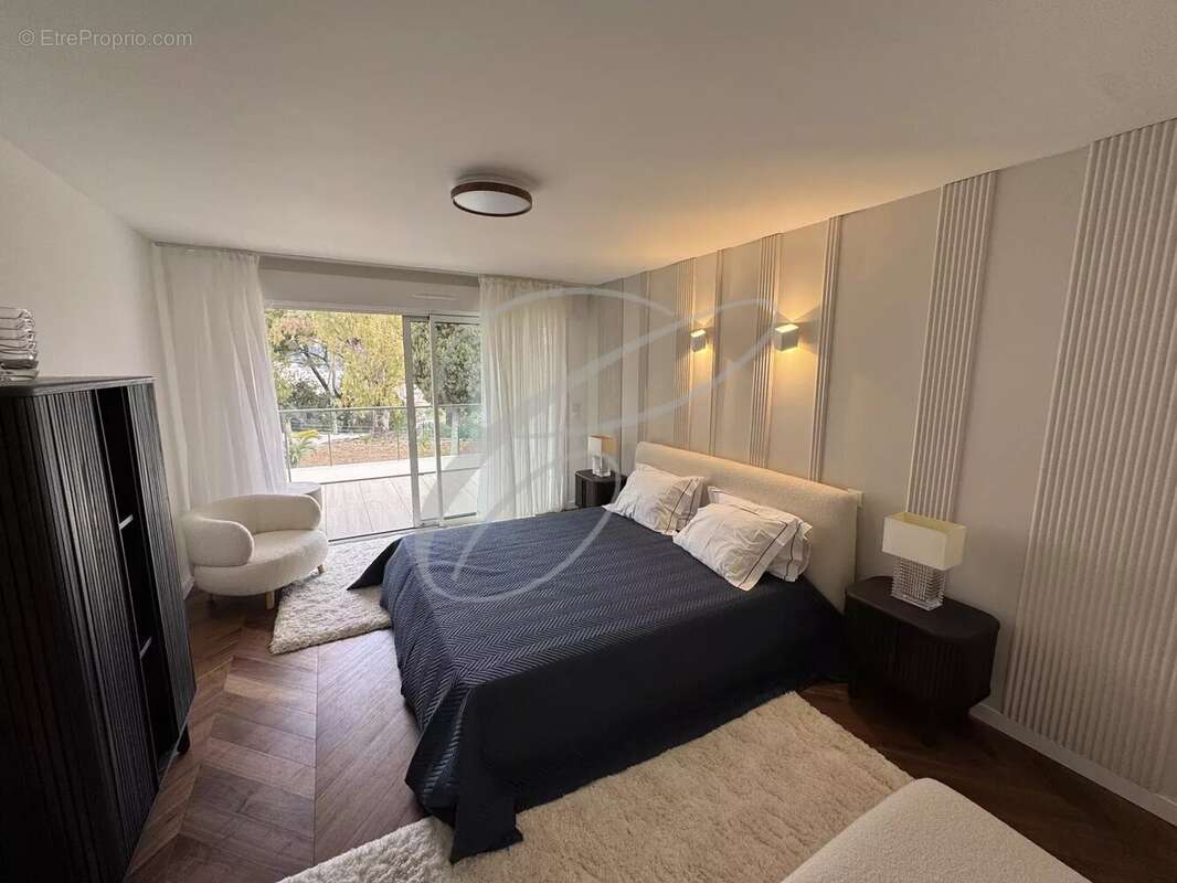 Appartement à ROQUEBRUNE-CAP-MARTIN
