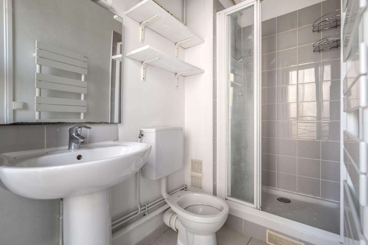 Appartement à PARIS-11E