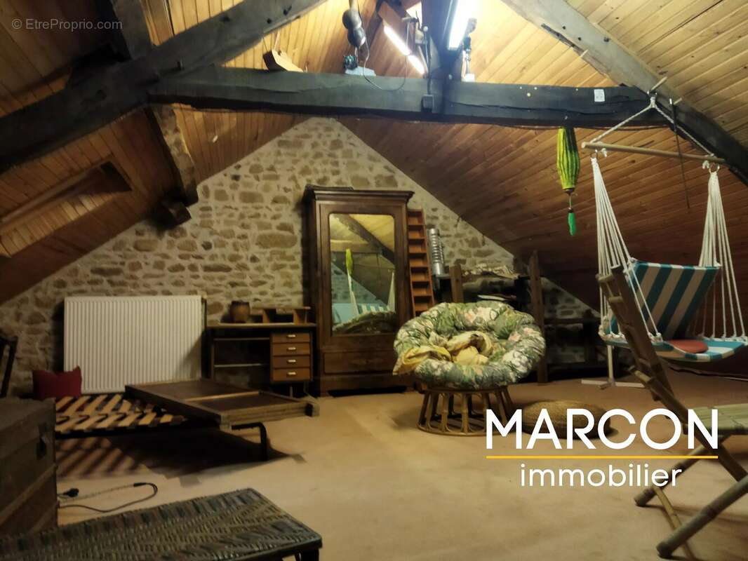 Belle fermette avec 5,2 hectares de terrain - photo 30