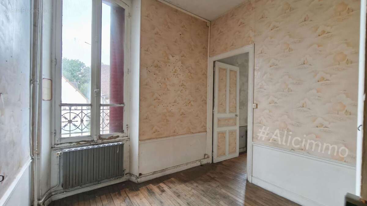 Maison à SEZANNE