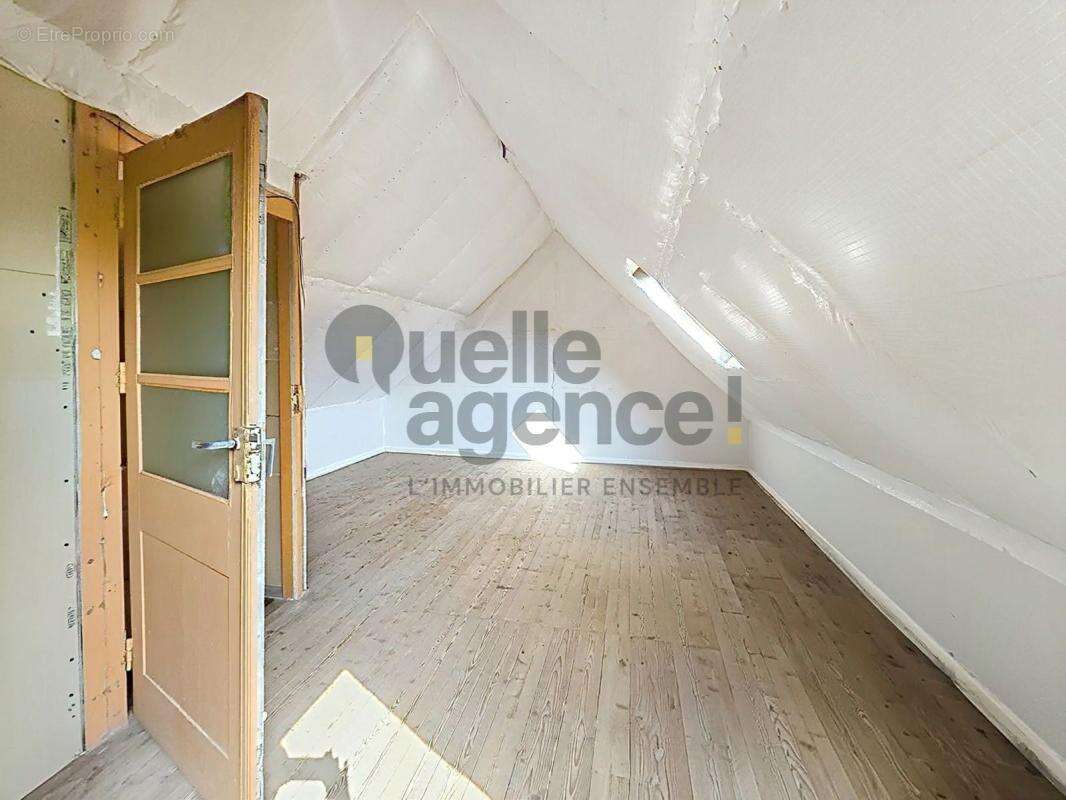 Maison à LA FEUILLEE