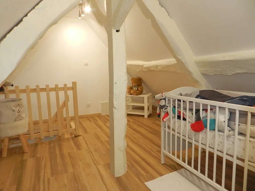 Maison à SAINT-PIERRE-SUR-DIVES