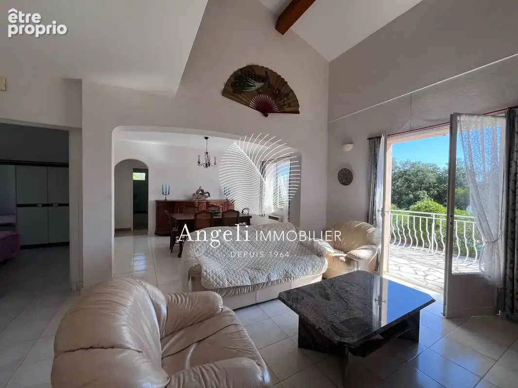 Maison à FREJUS