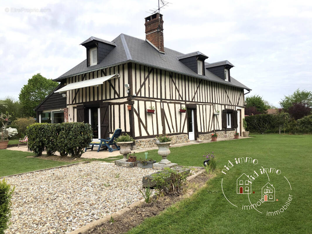 Maison à CORMEILLES