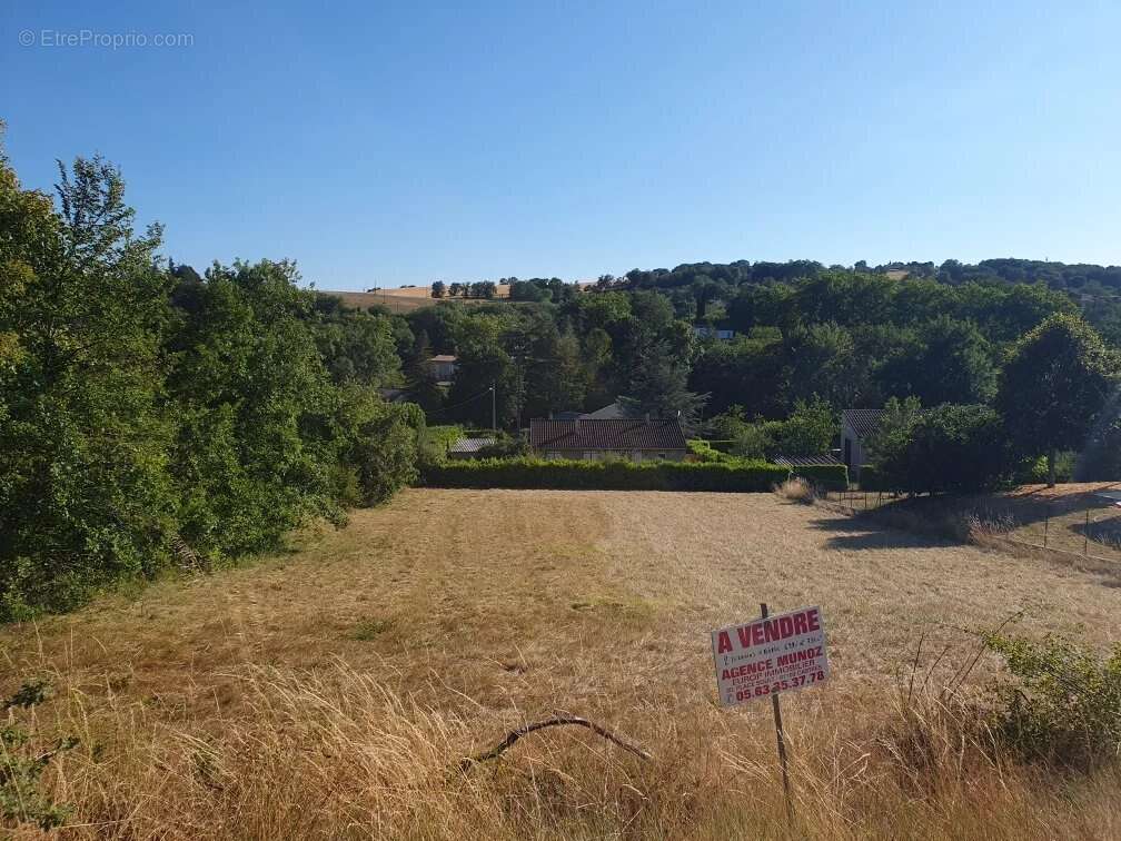 Terrain à CASTRES
