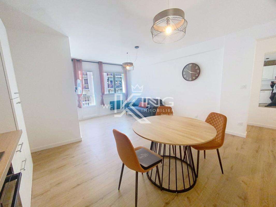 Appartement à SAINT-RAPHAEL