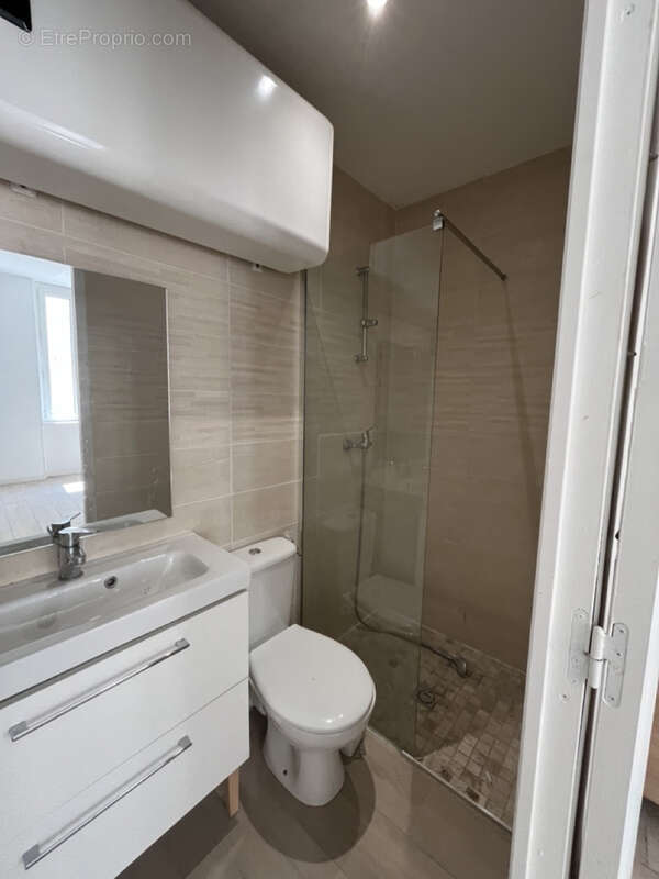 Appartement à MARSEILLE-1E