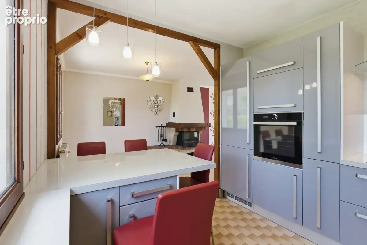 Gieres - Ensemble immobilier composé de deux maisons - photo 5