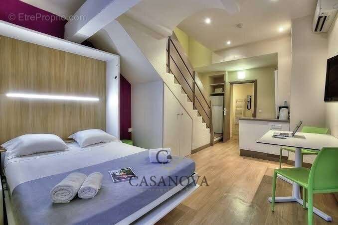 Appartement à LA COLLE-SUR-LOUP