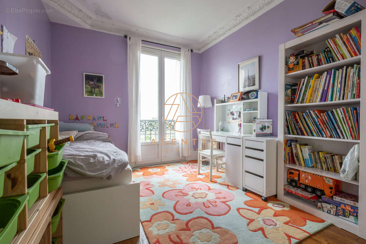 Appartement à NOGENT-SUR-MARNE