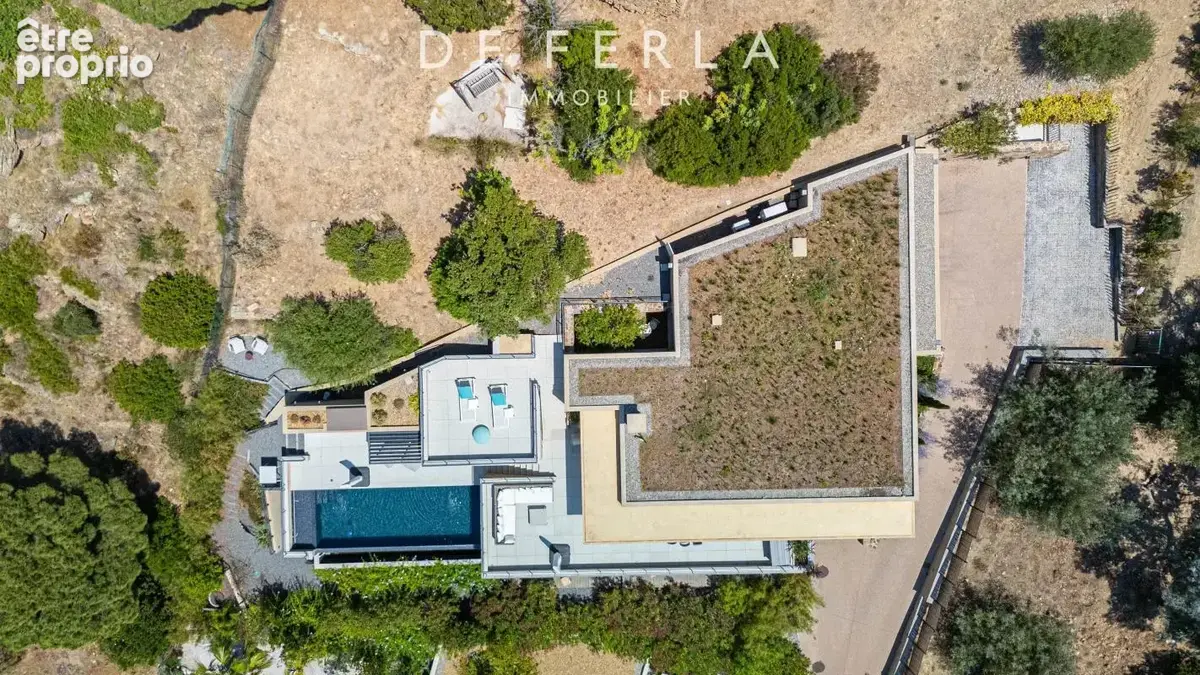 Lavandou - Villa contemporaine 2024 avec vue mer panoramique – À quelques pas de la plage - photo 3