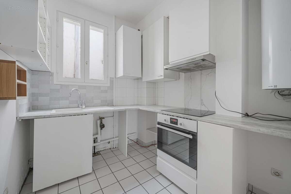 Appartement à COURBEVOIE