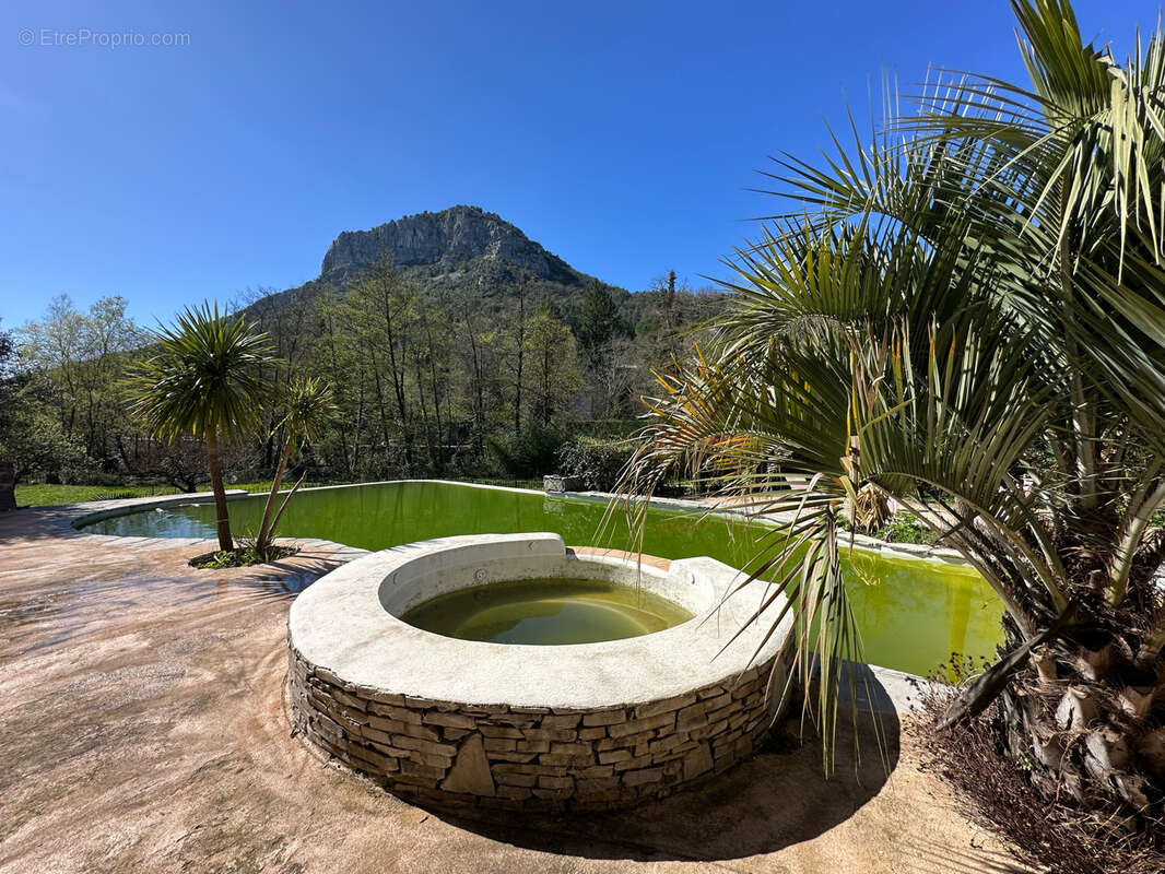 Maison à SAINT-HIPPOLYTE-DU-FORT