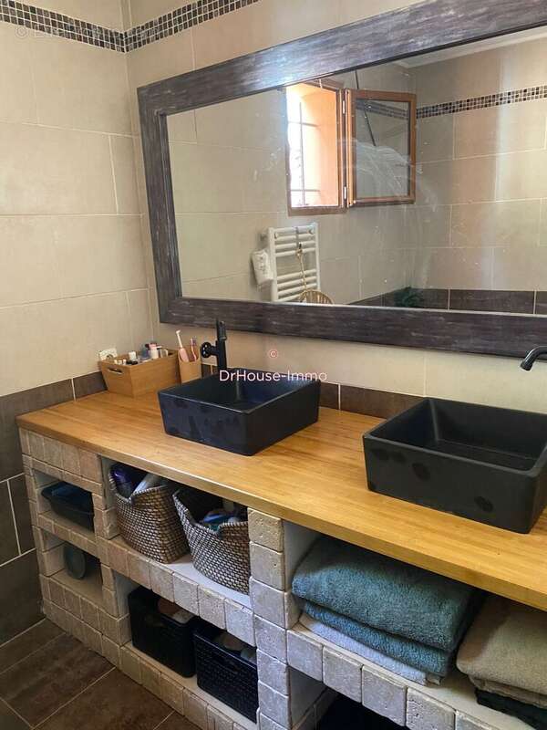 Maison à CUGES-LES-PINS