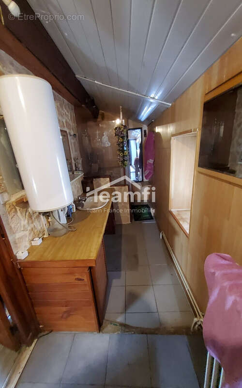 Maison 83 m² à Saint-Victor-De-Malcap  - photo 9