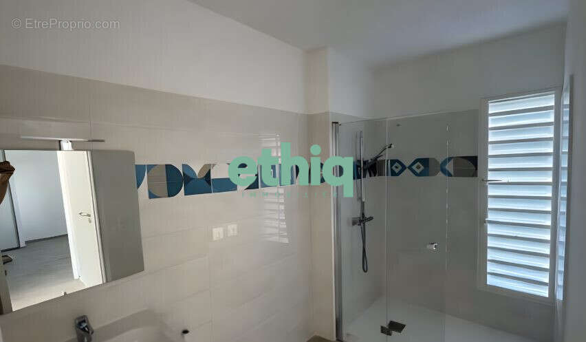 Appartement à SAINTE-ANNE