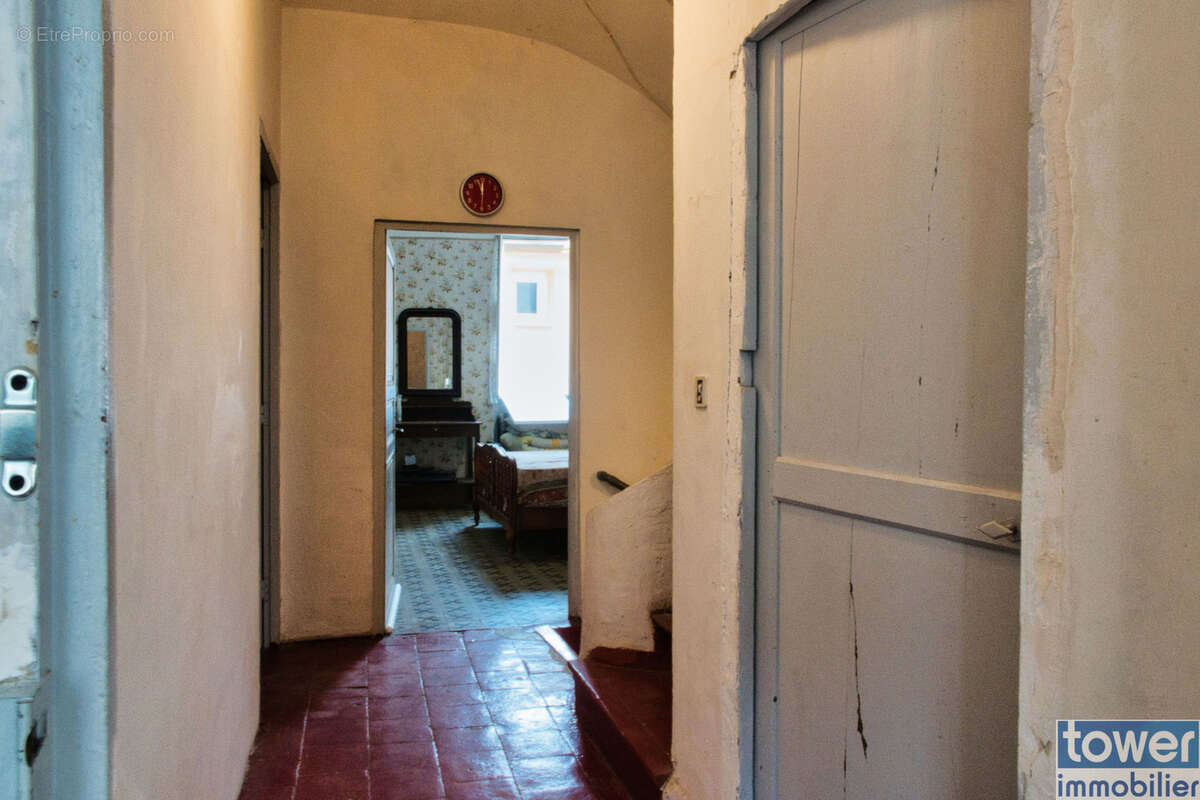 Maison à CASCASTEL-DES-CORBIERES