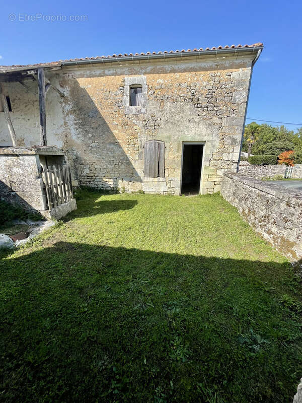 Appartement à TAILLEBOURG