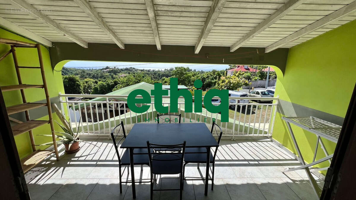 Appartement à SAINTE-ANNE