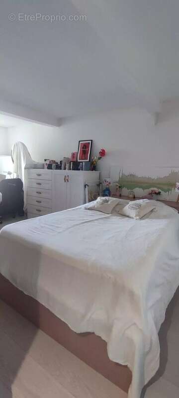 Appartement à SARTROUVILLE