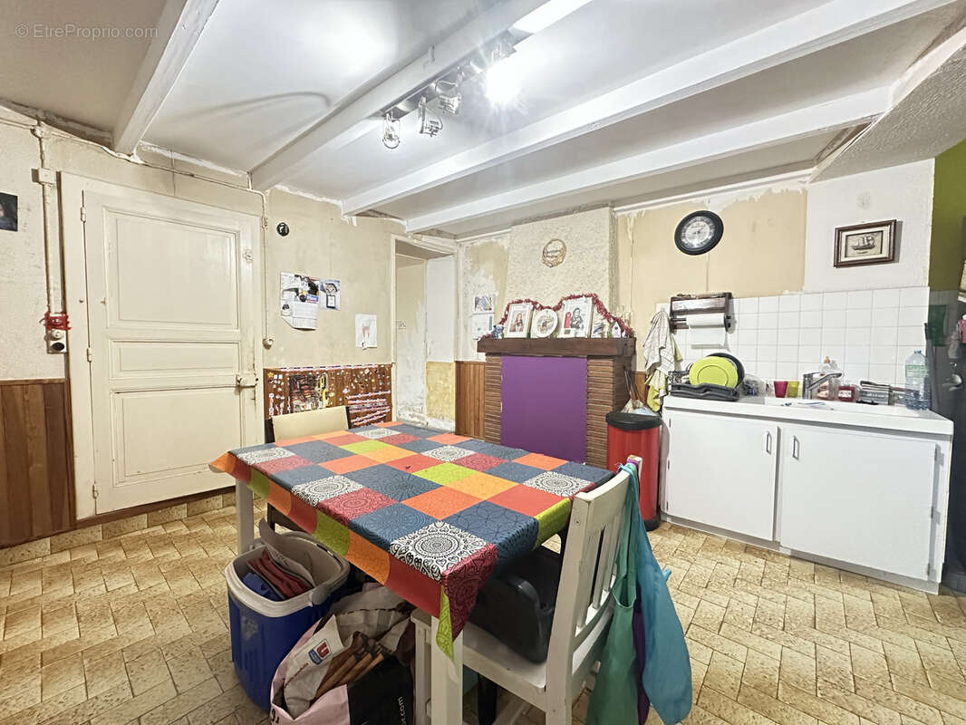 Maison à SAINT-ETIENNE-DU-BOIS