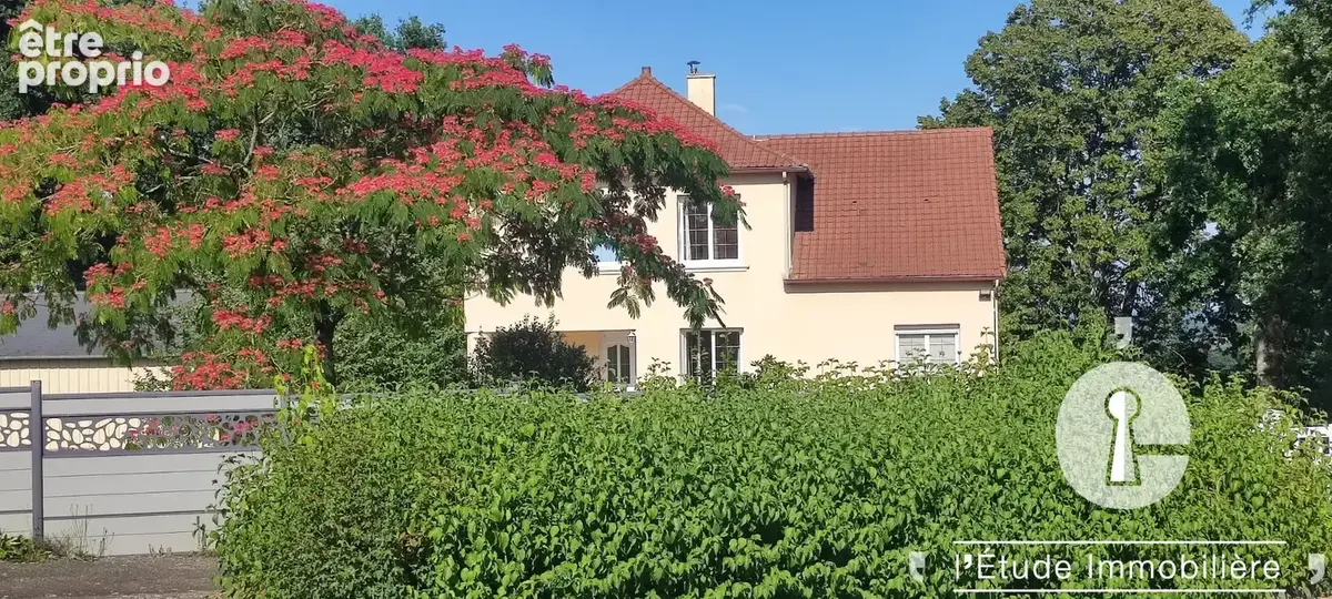 Maison 8 pièces 157 m²  -  La Baconnière - photo 3