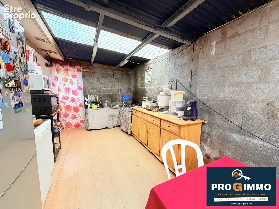 Maison 5 pièces 80 m² à vendre à Saint-Pierre (97418) - photo 5