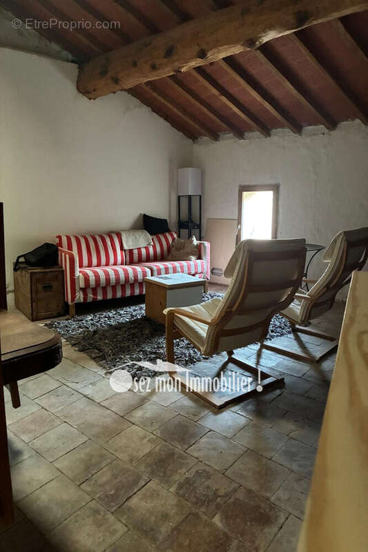Maison 96 m² à Ornaisons  - photo 8