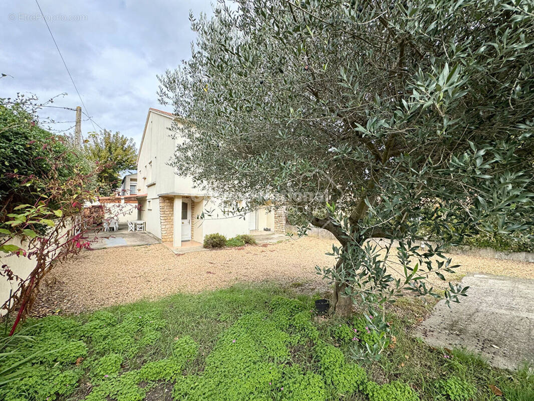 Maison à BAGNOLS-SUR-CEZE
